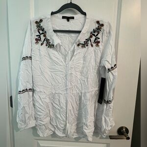 NWT Always Indigo White Flower Embroidered Boho Style Top, Size Large